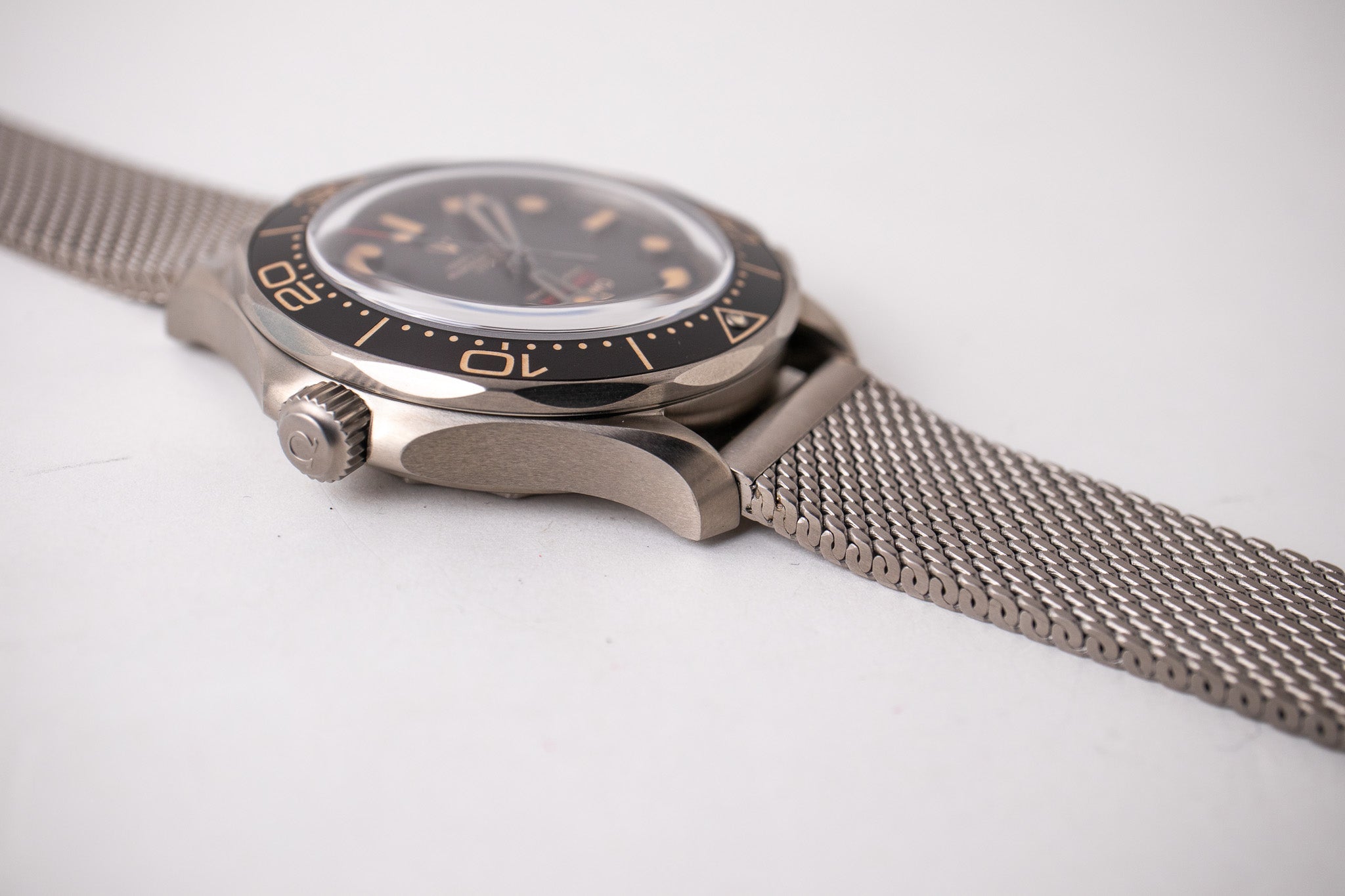 Omega Seamaster 300M 007 Titanium 210.90.42.20.01.001