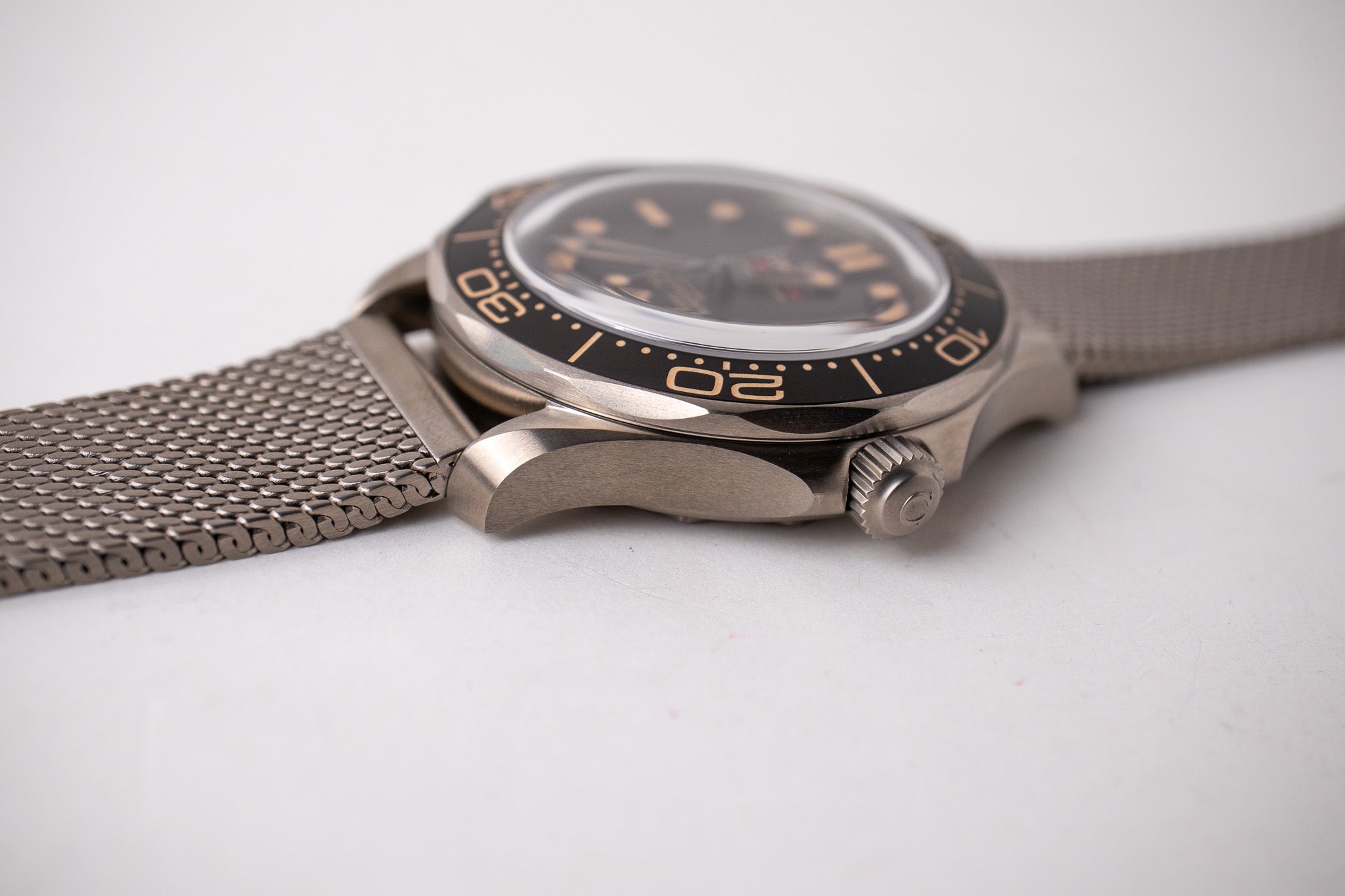 Omega Seamaster 300M 007 Titanium 210.90.42.20.01.001