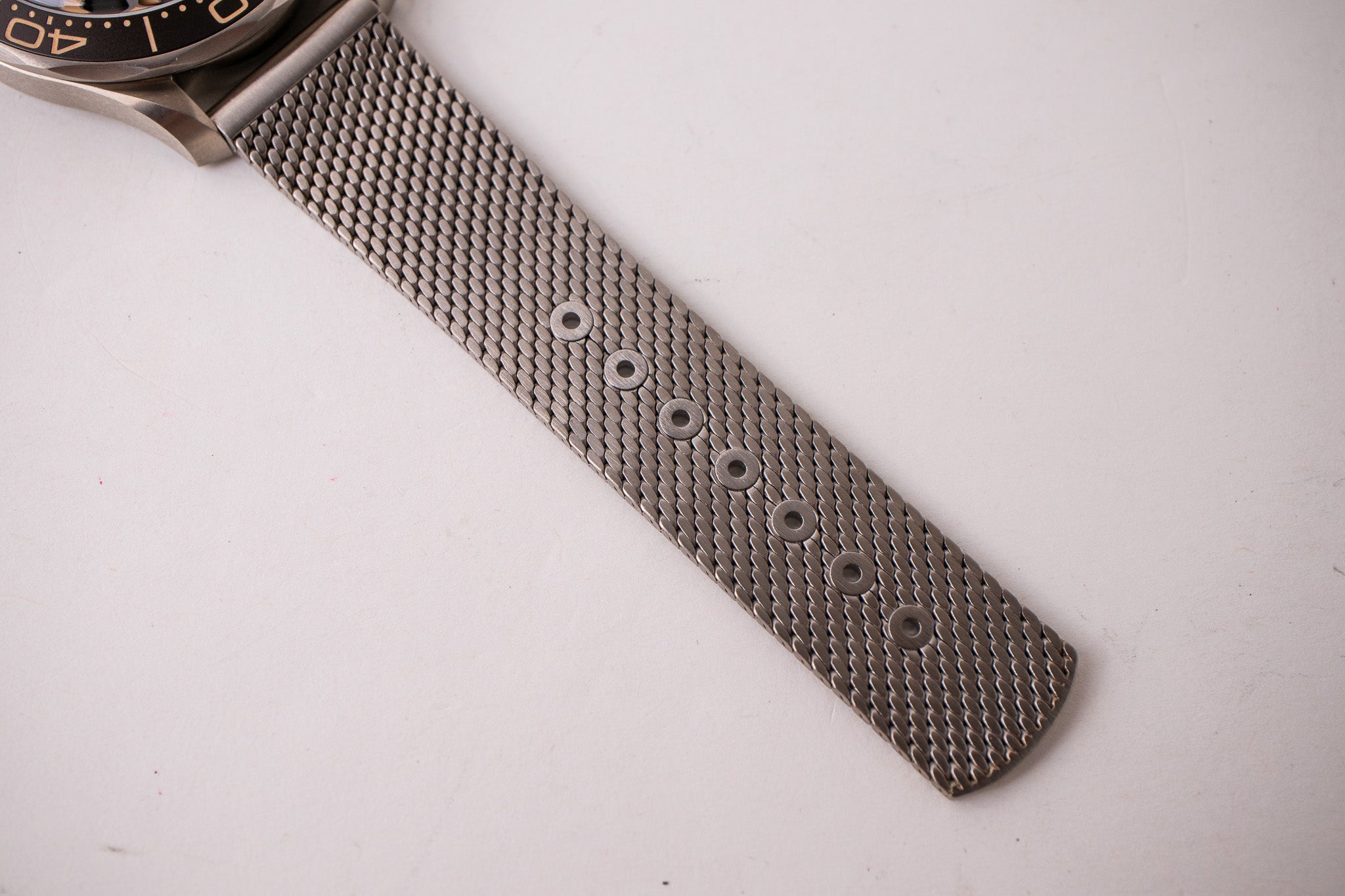 Omega Seamaster 300M 007 Titanium 210.90.42.20.01.001