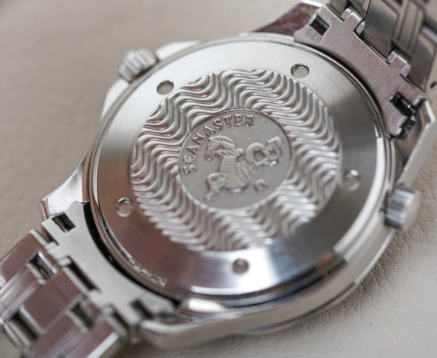 Omega Seamaster 300M 2531.80 James Bond