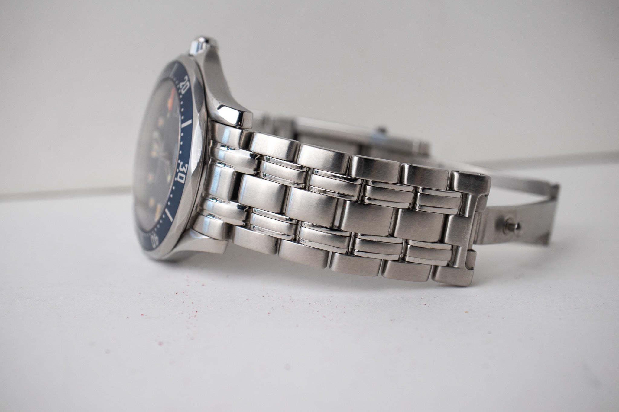 Tomorrow never discount dies omega watch