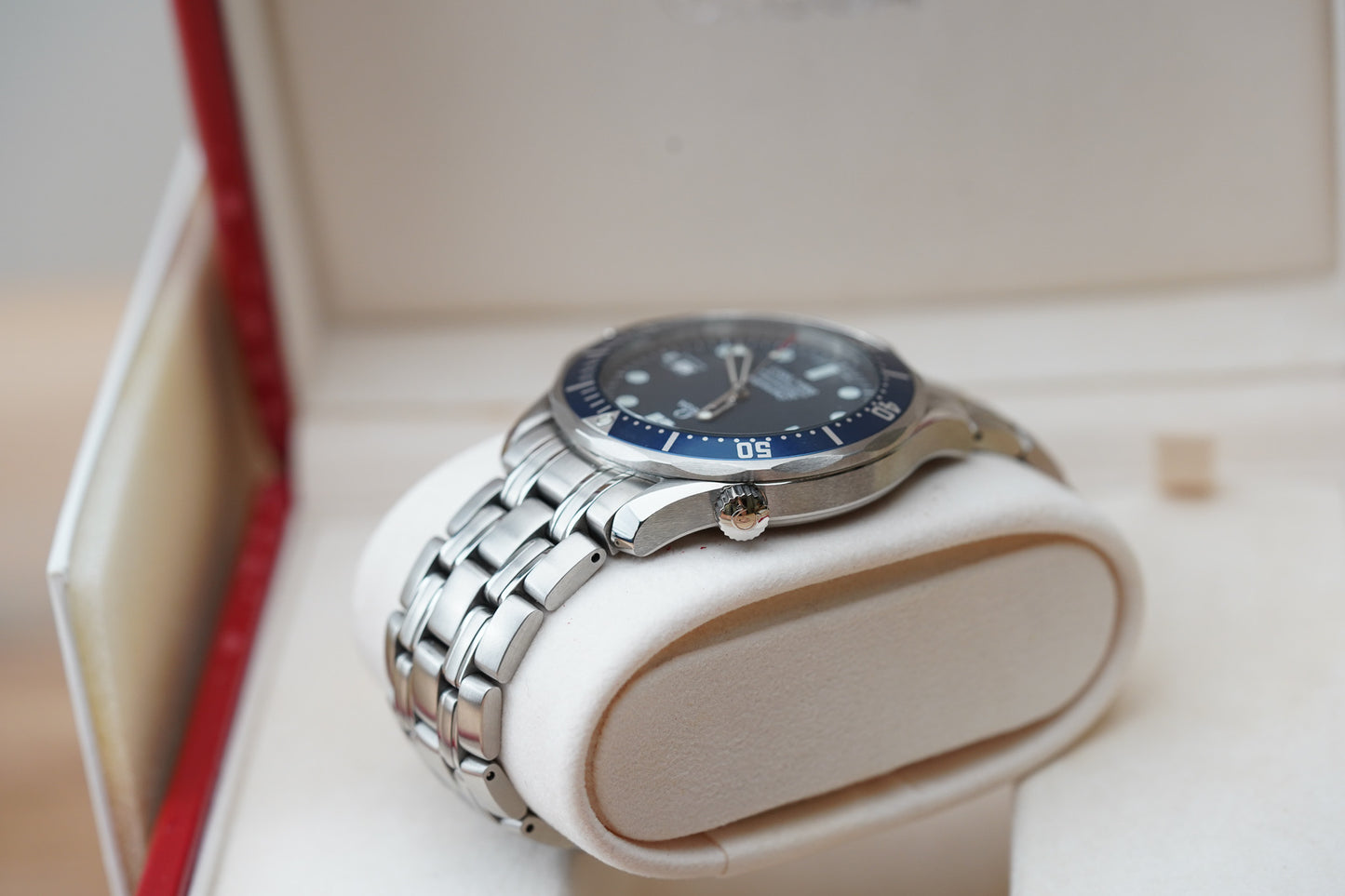 Omega Seamaster 300M 2531.80 James Bond "Tomorrow Never Dies"