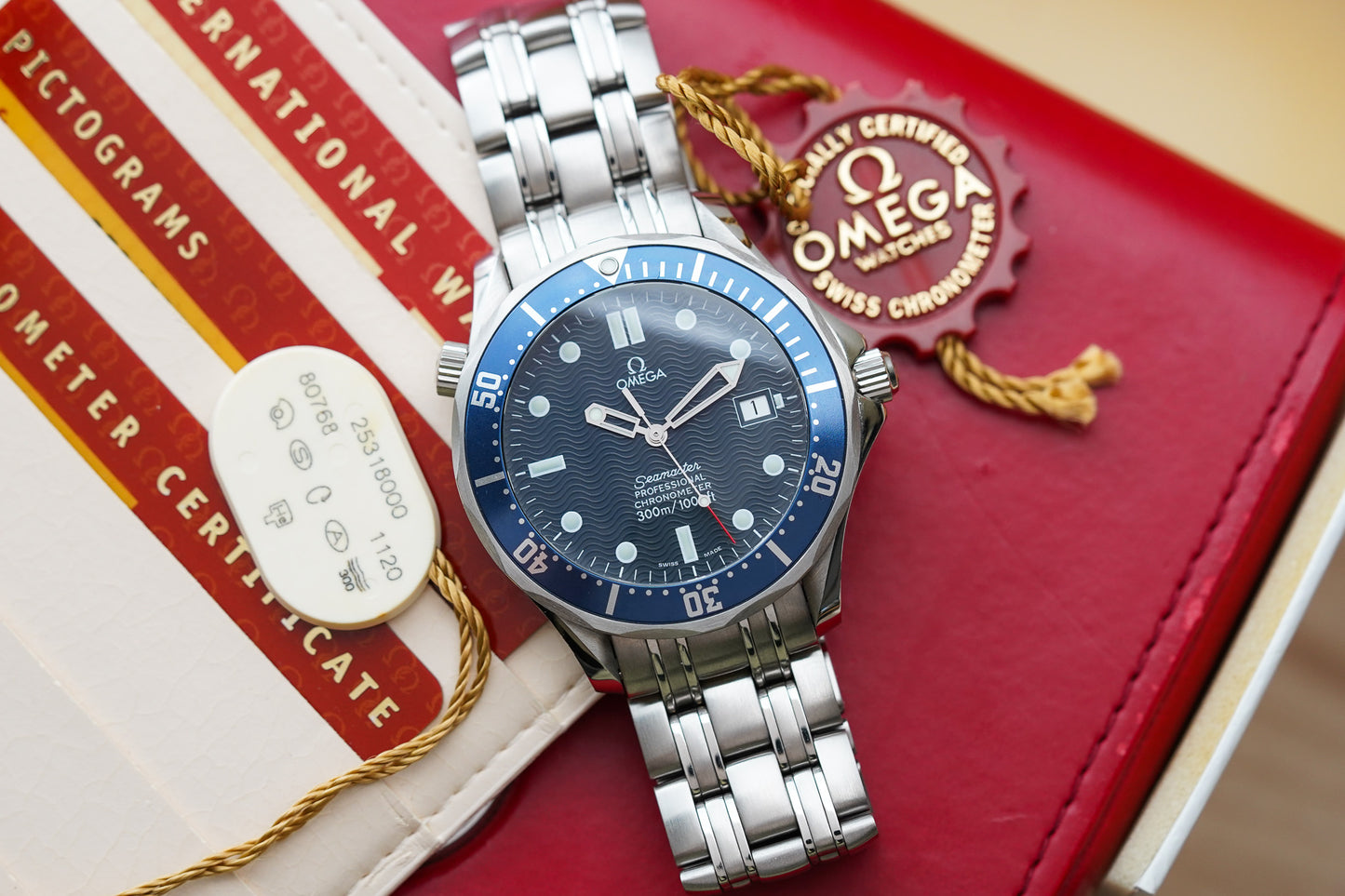 Omega Seamaster 300M 2531.80 James Bond "Tomorrow Never Dies"