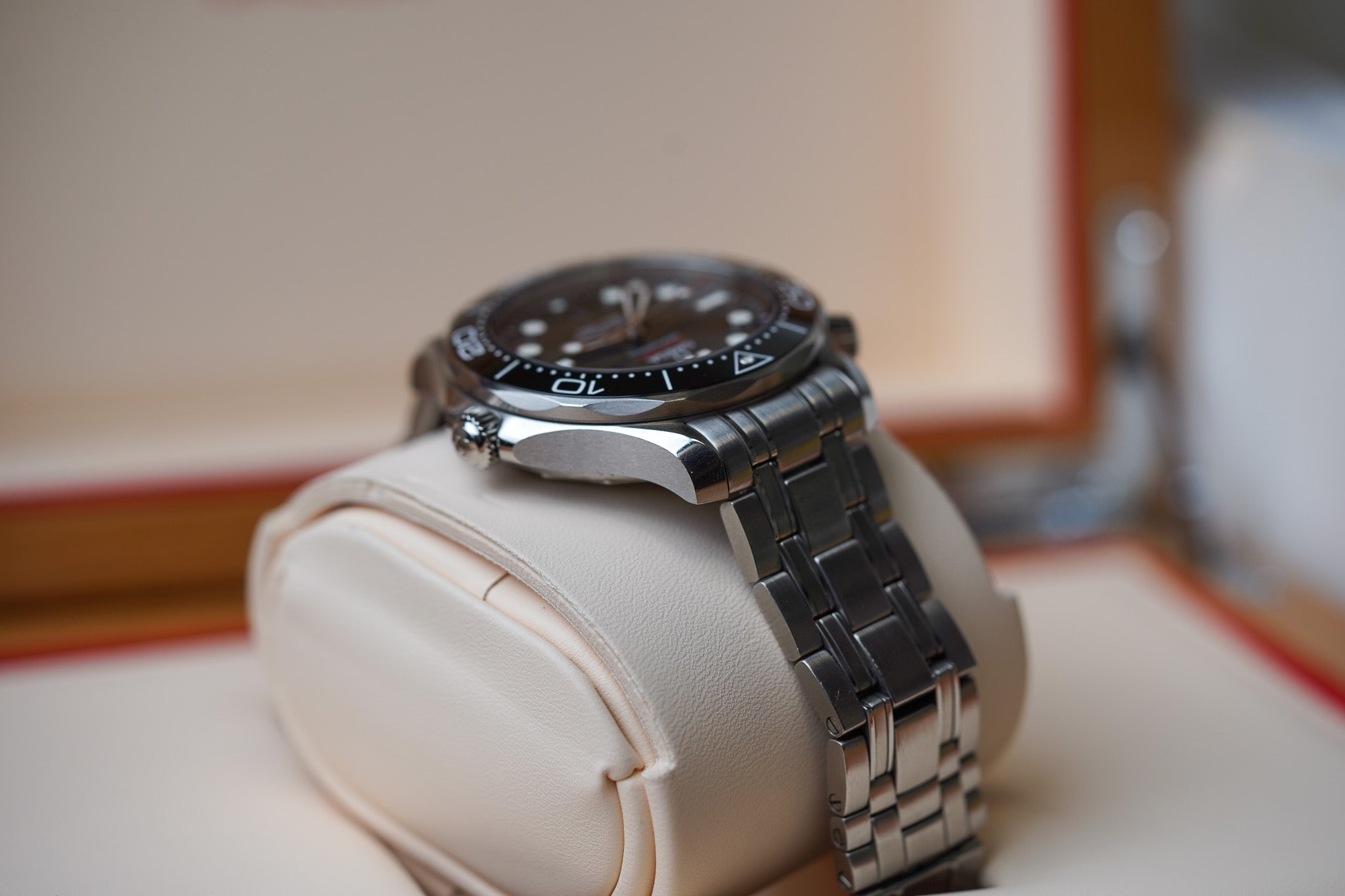 Omega Seamaster 300M Black 210.30.42.20.01.001