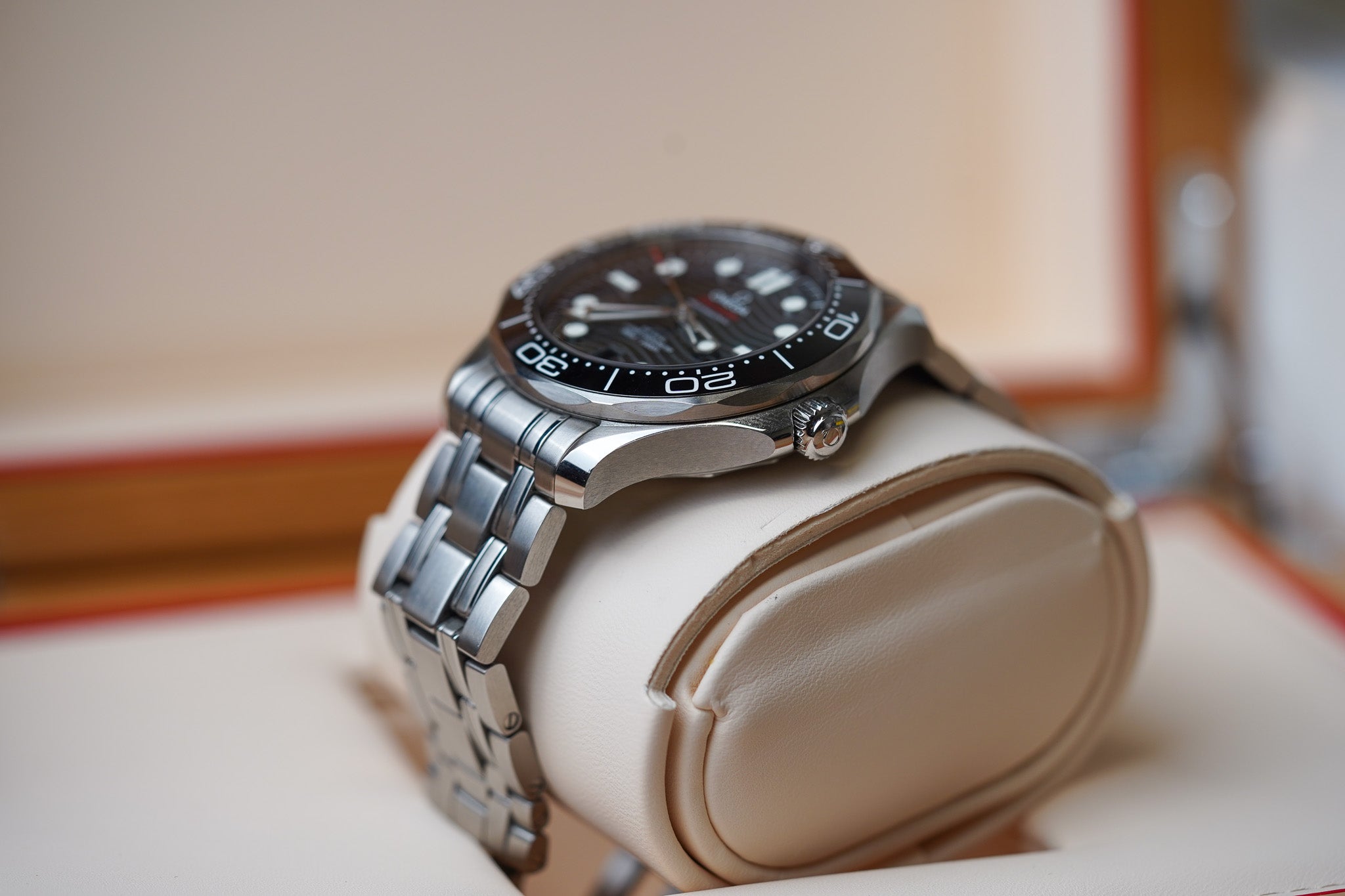 Omega Seamaster 300M Black 210.30.42.20.01.001