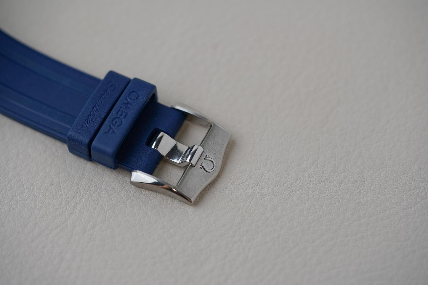 Omega Seamaster 300M Blue 210.32.42.20.03.001