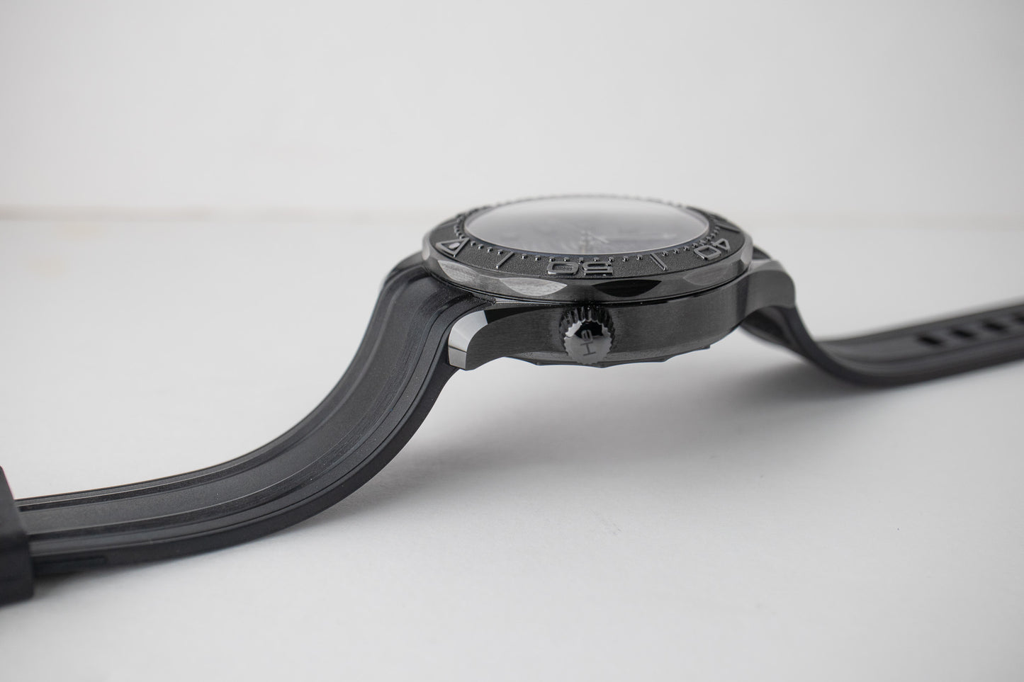 Omega Seamaster 300M Ceramic 210.92.44.20.01.003