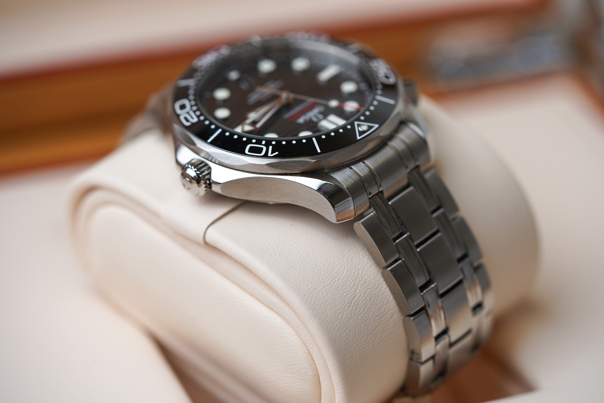 Omega Seamaster 300M Diver Black 210.30.42.20.01.001