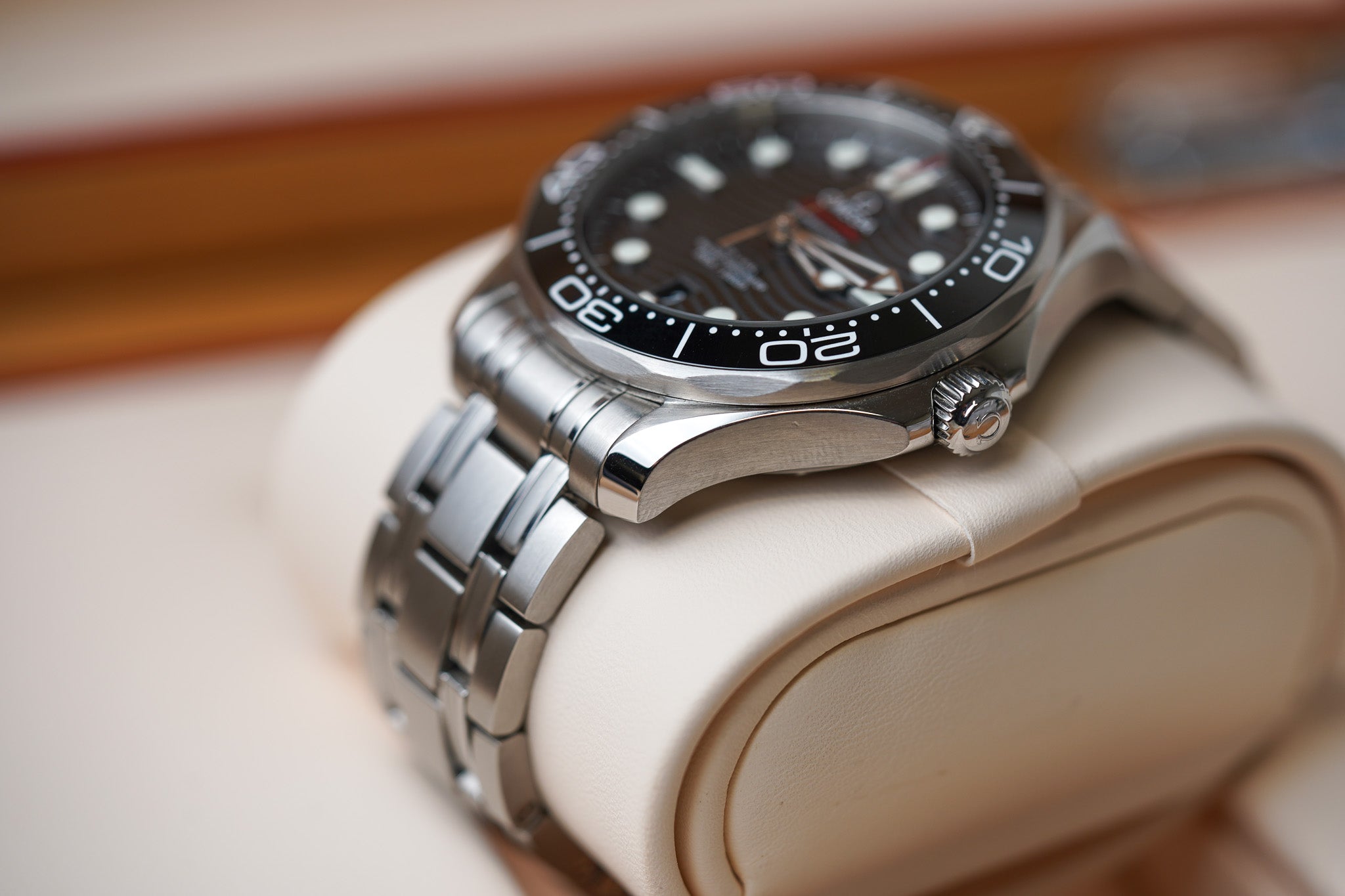 Omega Seamaster 300M Diver Black 210.30.42.20.01.001