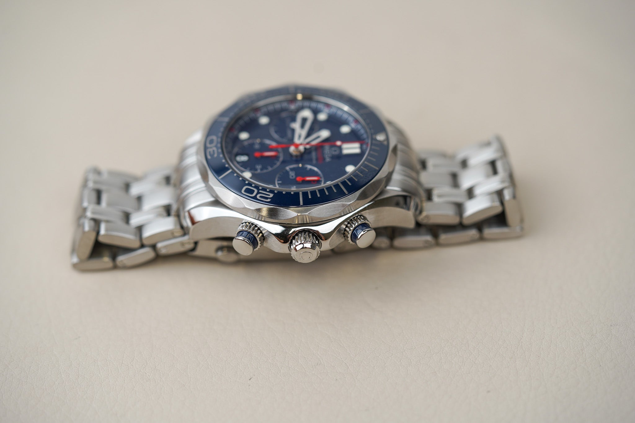 Omega Seamaster 300M Diver Chronograph Blue 212.30.42.50.03.001