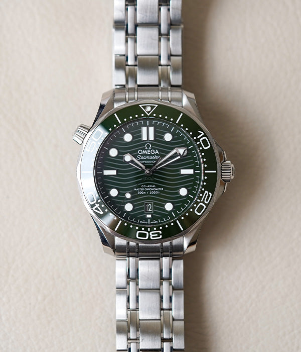 Omega Seamaster 300M Green 210.30.42.20.10.001 'Seaweed'