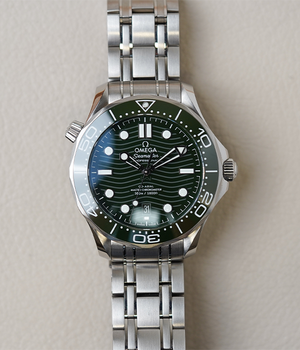 Omega Seamaster 300M Green 210.30.42.20.10.001 'Seaweed'