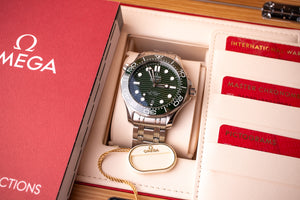 Omega Seamaster 300M Green 210.30.42.20.10.001