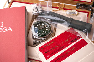 Omega Seamaster 300M Green 210.30.42.20.10.001