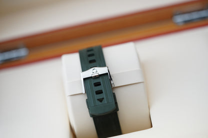 Deposit***Omega Seamaster 300M Green 210.32.42.20.10.001 'Seaweed'