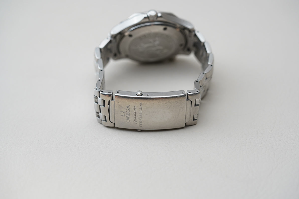 Omega Seamaster 300M James Bond 'Casino Royale' 2220.80