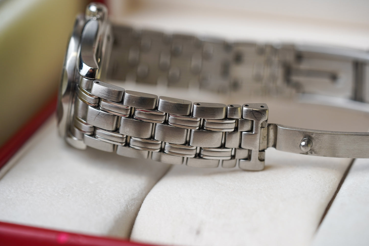 Omega Seamaster 300M Midsize Black 212.30.36.20.01.001