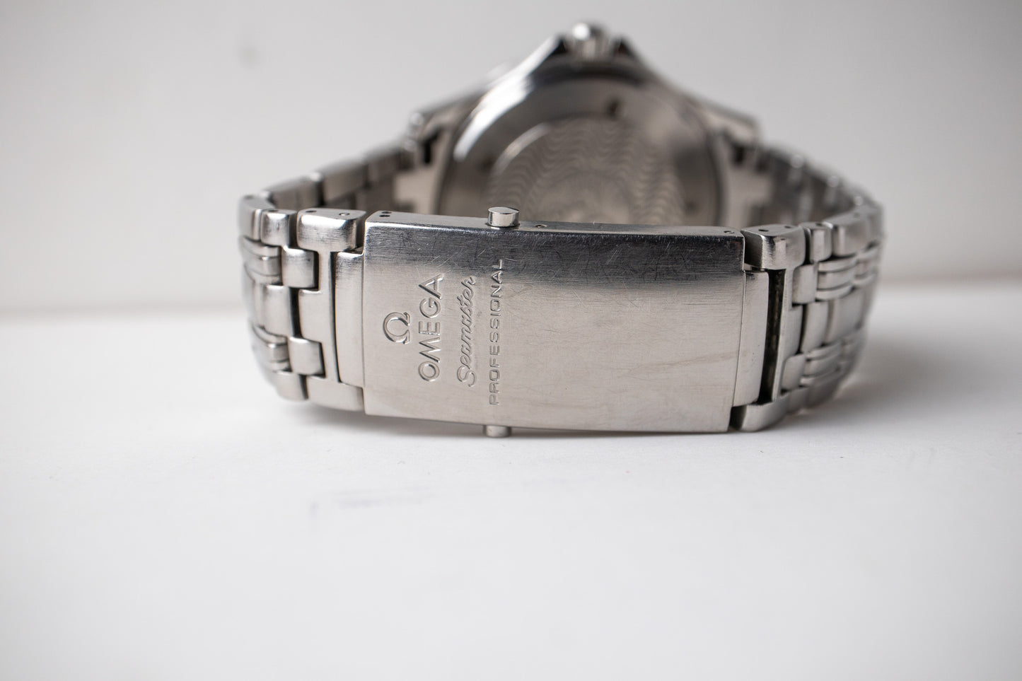 Omega Seamaster 300M Quartz Golden Eye 007 2541.80