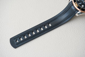 Omega Seamaster 300M Sedna Gold 210.22.42.20.01.002