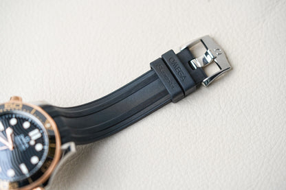 Omega Seamaster 300M Sedna Gold 210.22.42.20.01.002