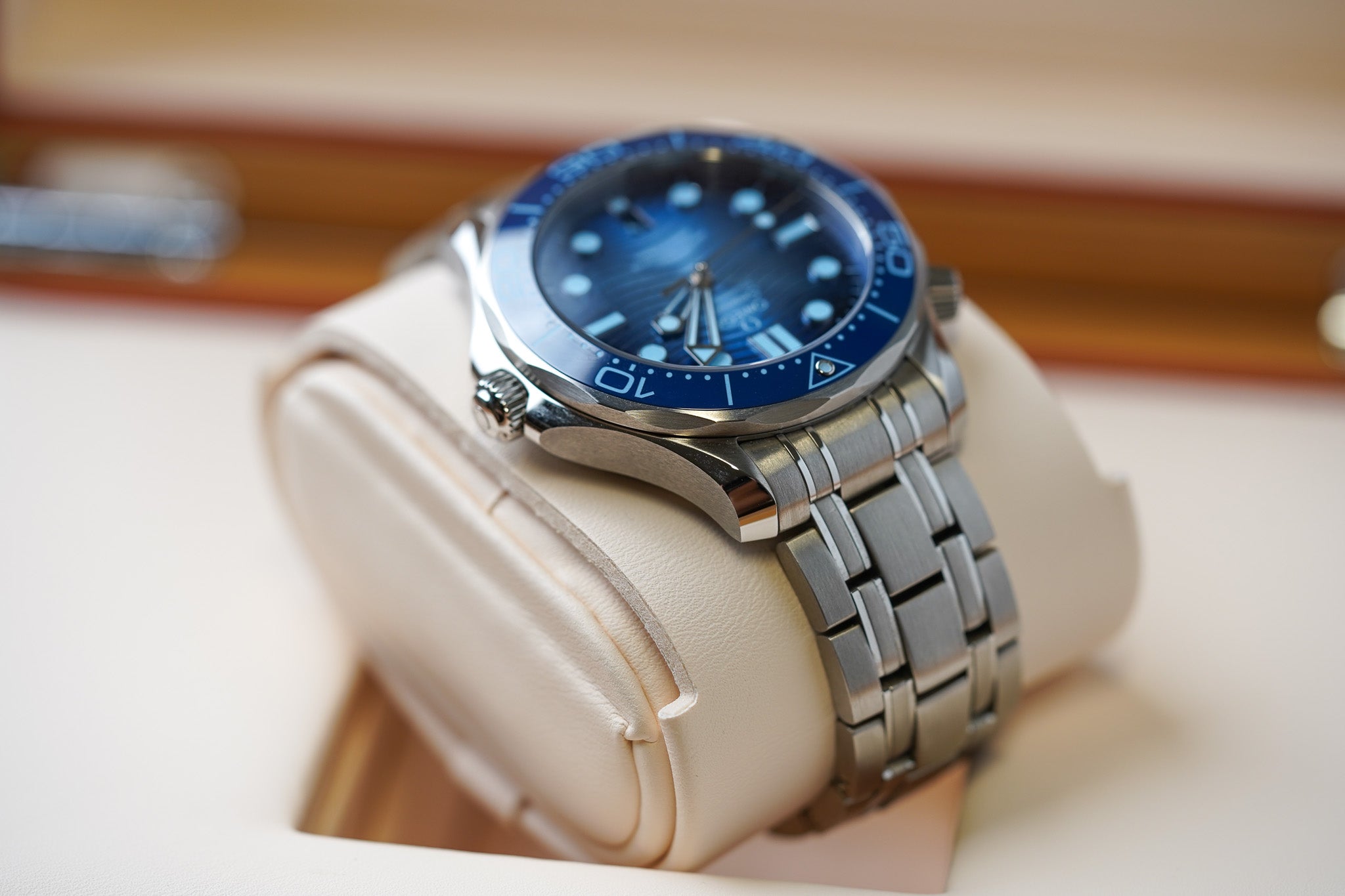 Omega Seamaster 300M Summer Blue 210.30.42.20.03.003