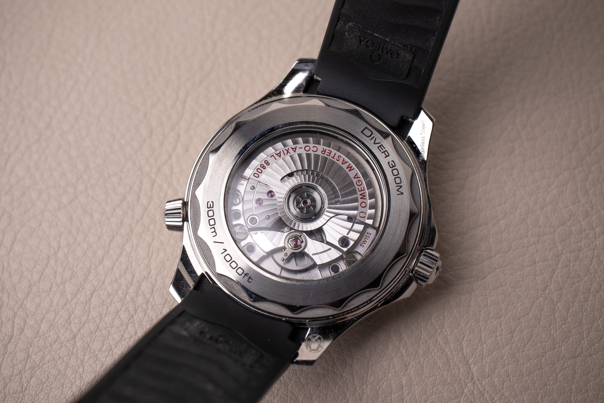 Omega Seamaster 300M White 210.32.42.20.04.001