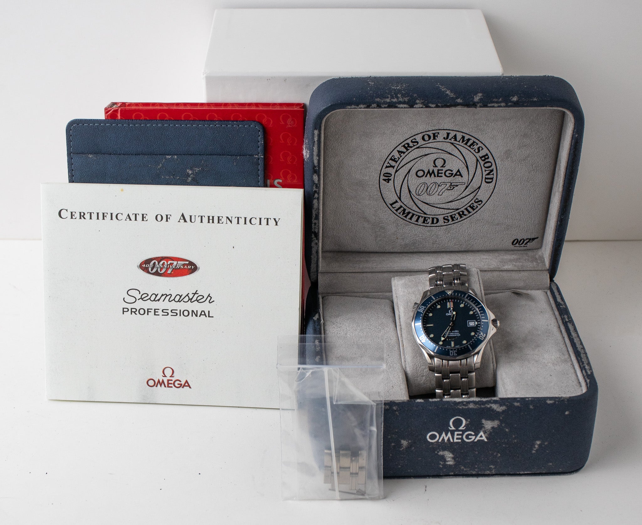 Omega Seamaster 300m 007 James Bond 2537.80 – Belmont Watches
