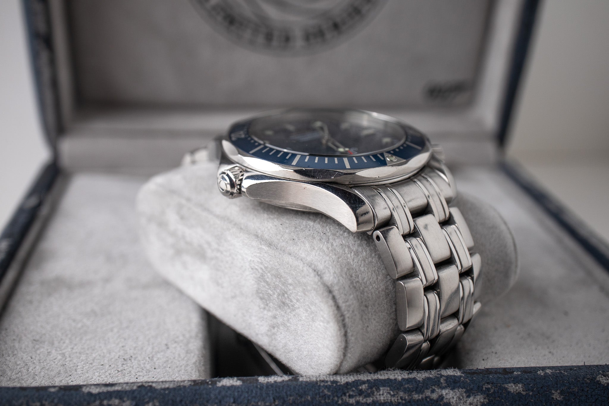 Omega Seamaster 300m 007 James Bond 2537.80