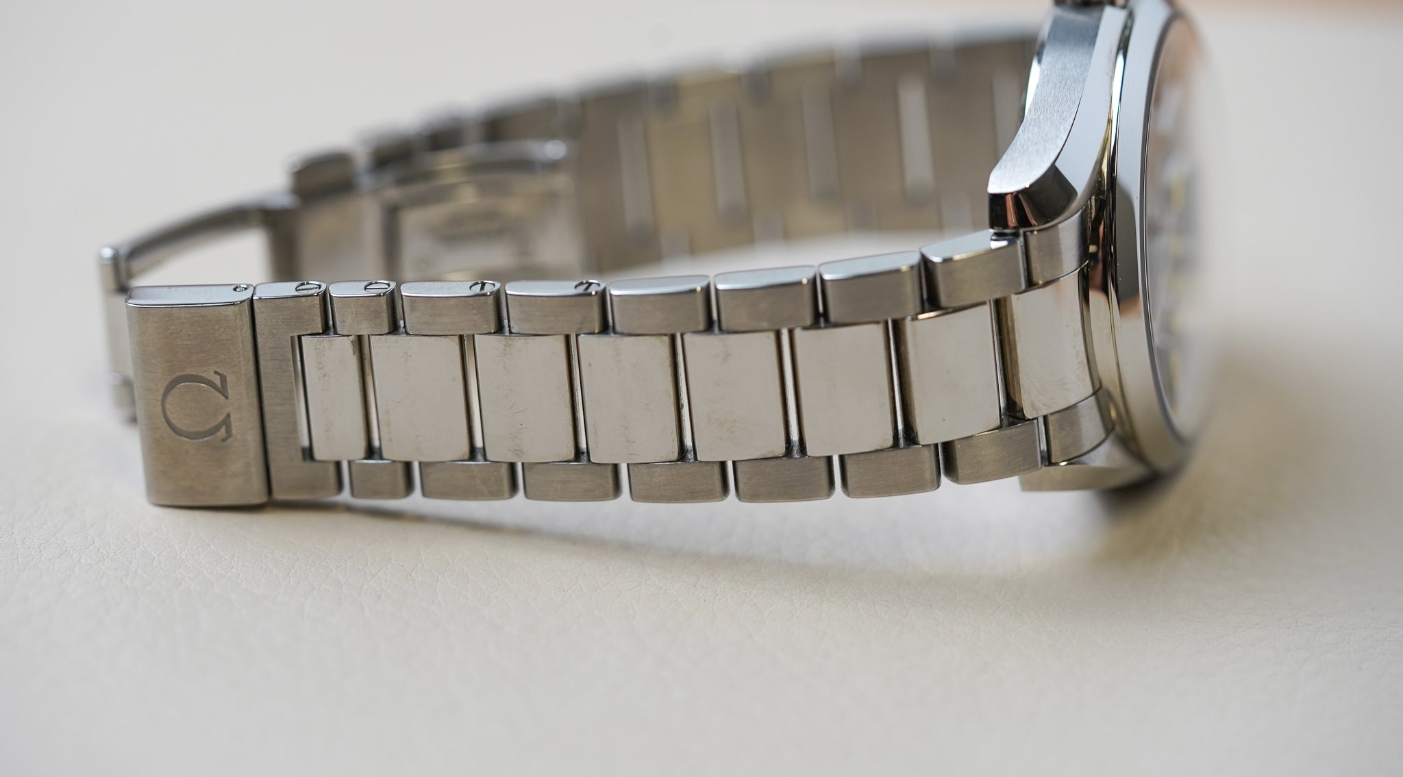 Omega Seamaster Aqua Terra 150M 'Bumblebee' 231.10.42.21.01.002