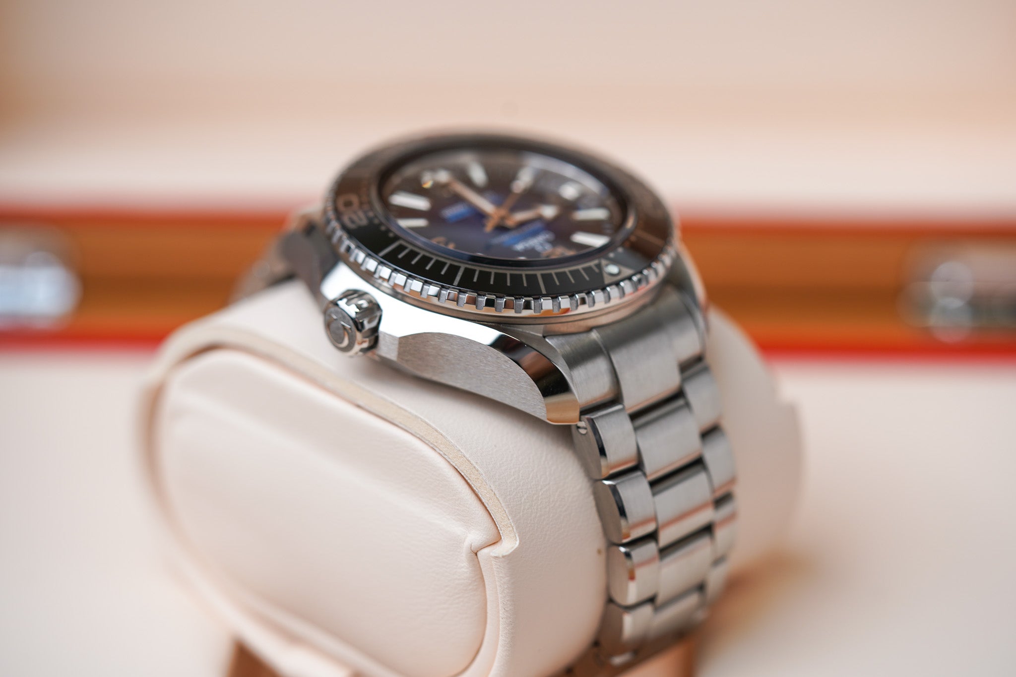 Omega Seamaster Planet Ocean 6000M Ultra Deep 215.30.46.21.03.001