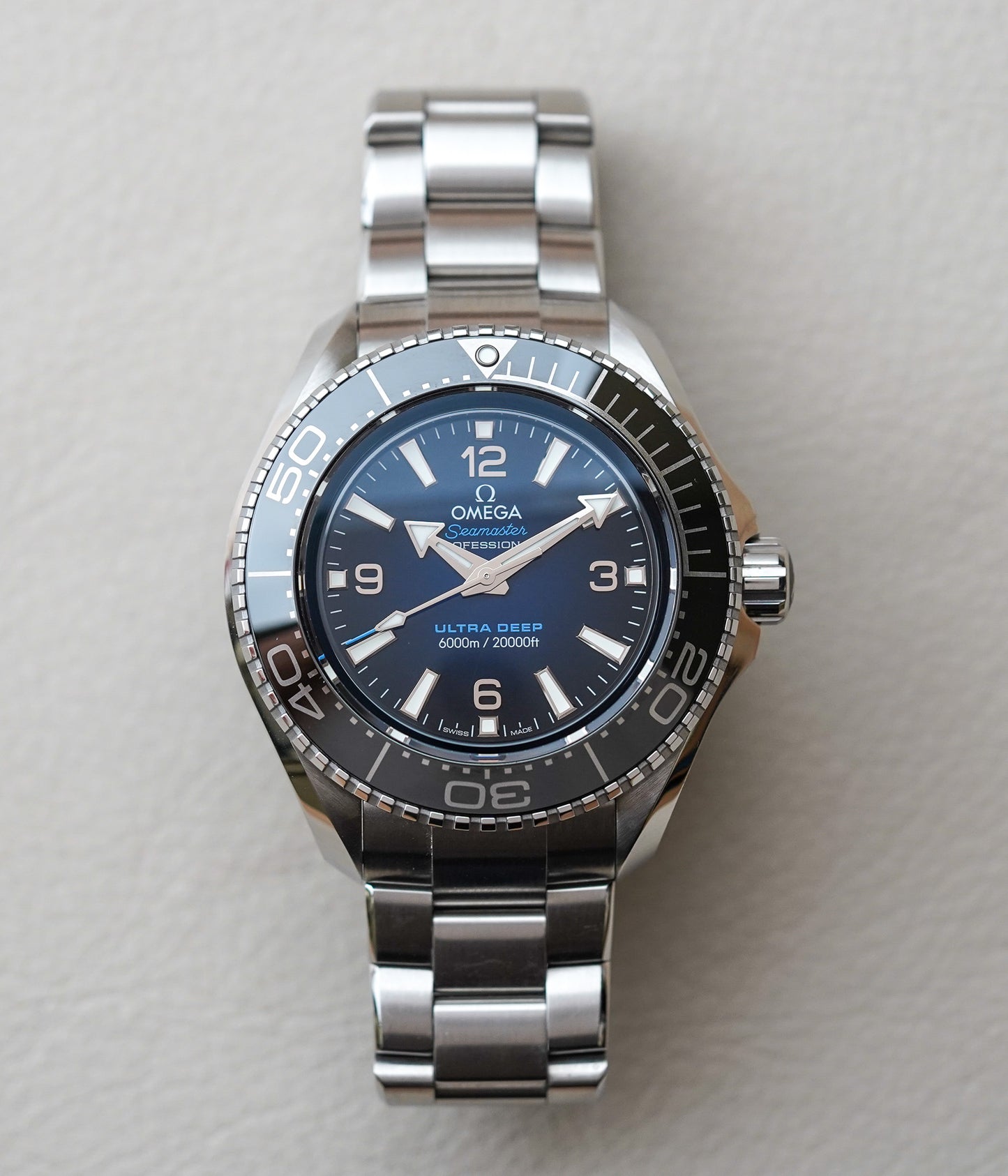 Omega Seamaster Planet Ocean 6000M Ultra Deep 215.30.46.21.03.001