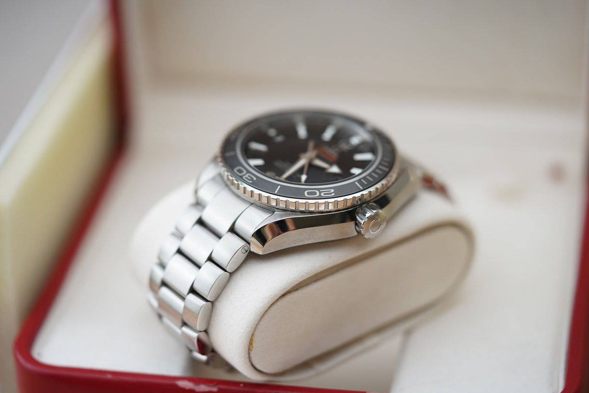 Omega Seamaster Planet Ocean 600M 232.30.46.21.01.001