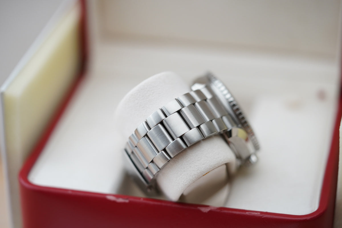Omega Seamaster Planet Ocean 600M 232.30.46.21.01.001