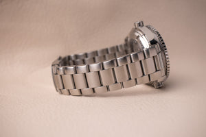 Omega Seamaster Planet Ocean 600M 42mm 232.30.42.21.01.001 'Skyfall'