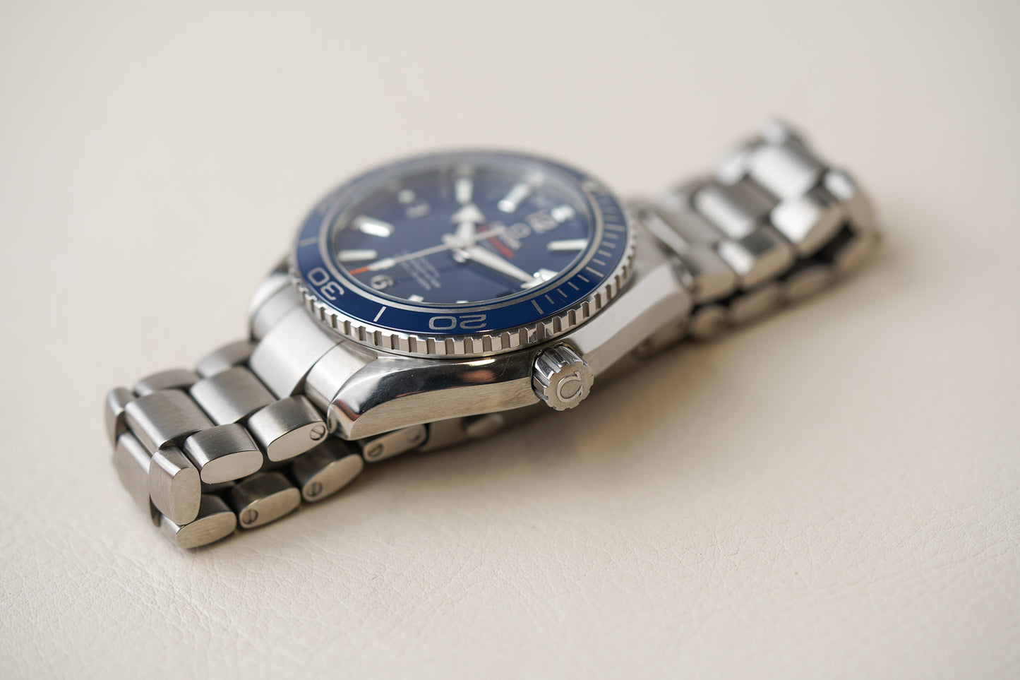 Omega Seamaster Planet Ocean 600M 42mm Titanium 232.90.42.21.03.001