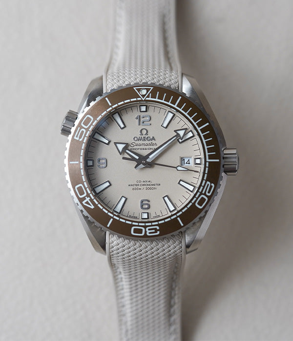 Omega Seamaster Planet Ocean 600M Khaki 215.32.44.21.09.001