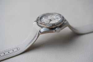 Omega Seamaster Planet Ocean 600M Khaki 215.32.44.21.09.001