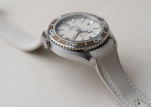 Omega Seamaster Planet Ocean 600M Khaki 215.32.44.21.09.001