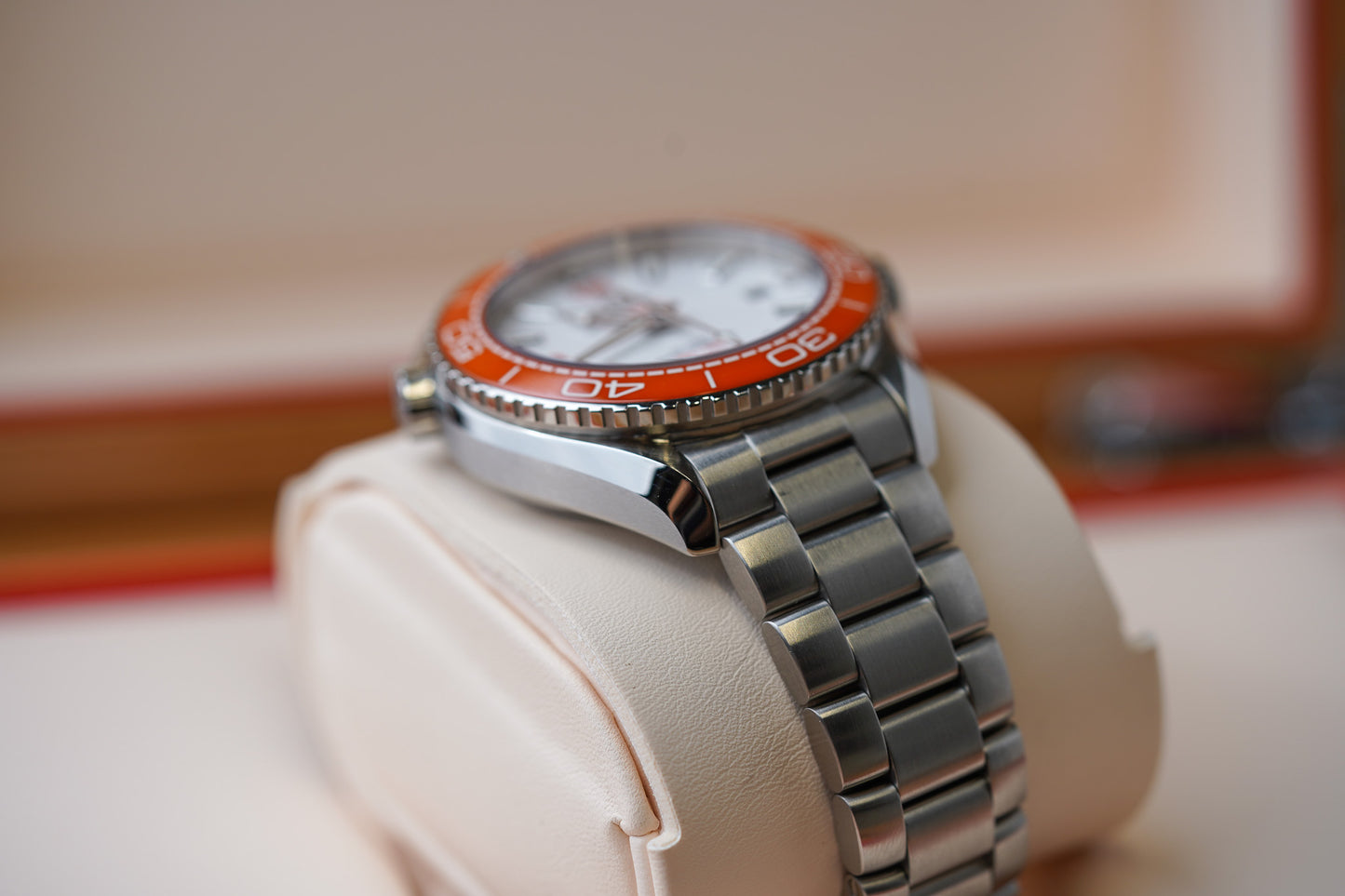 Omega Seamaster Planet Ocean 600M Orange 215.30.44.21.04.001