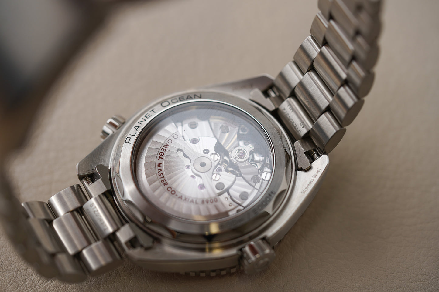 Omega Seamaster Planet Ocean 600M Orange 215.30.44.21.04.001