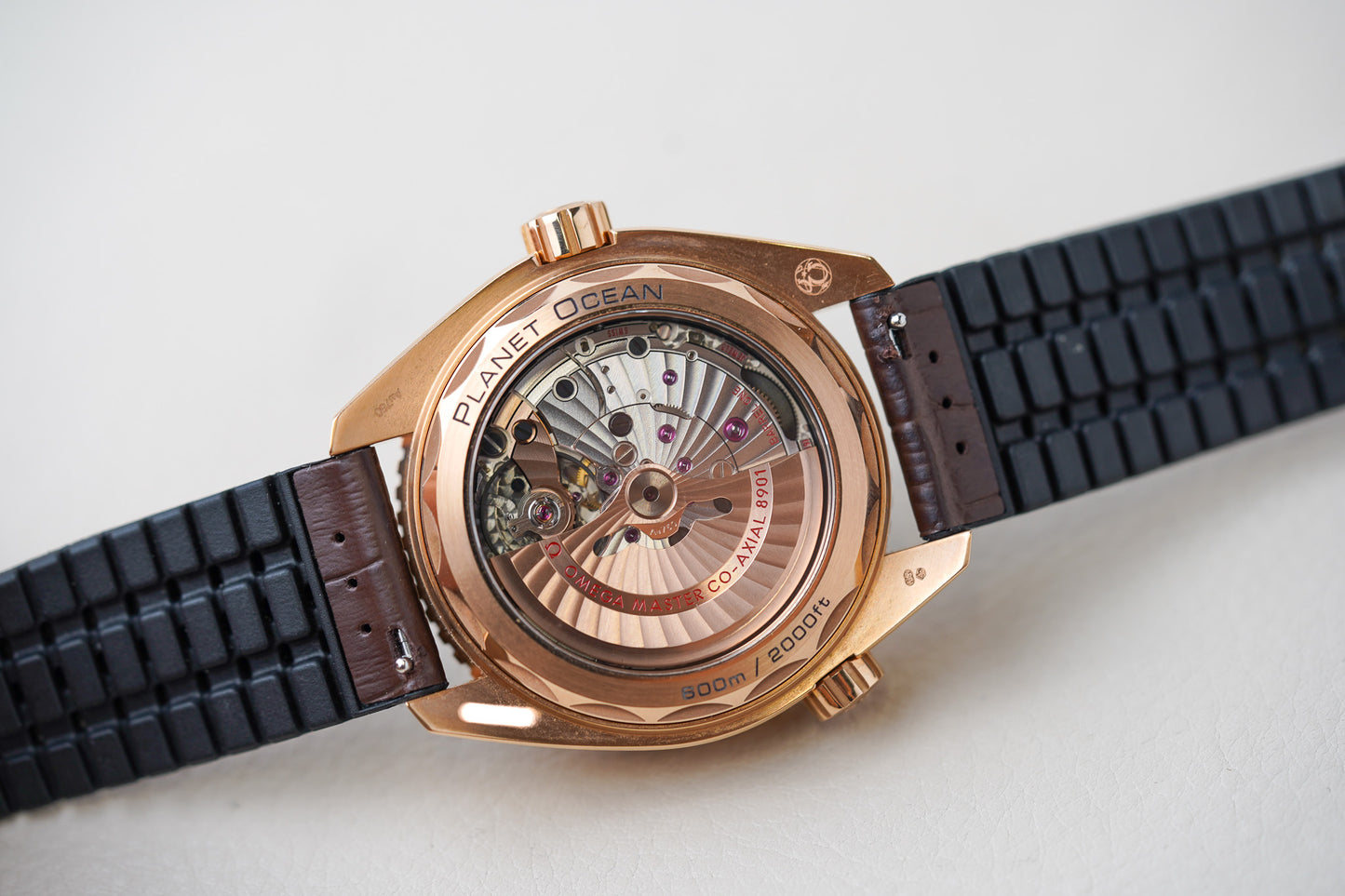 Omega Seamaster Planet Ocean 600M Sedna Gold 215.63.44.21.03.001