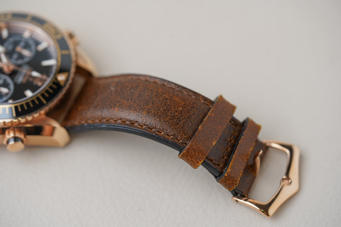 Omega Seamaster Planet Ocean Chronograph 600M Sedna Gold 215.63.46.51.01.001