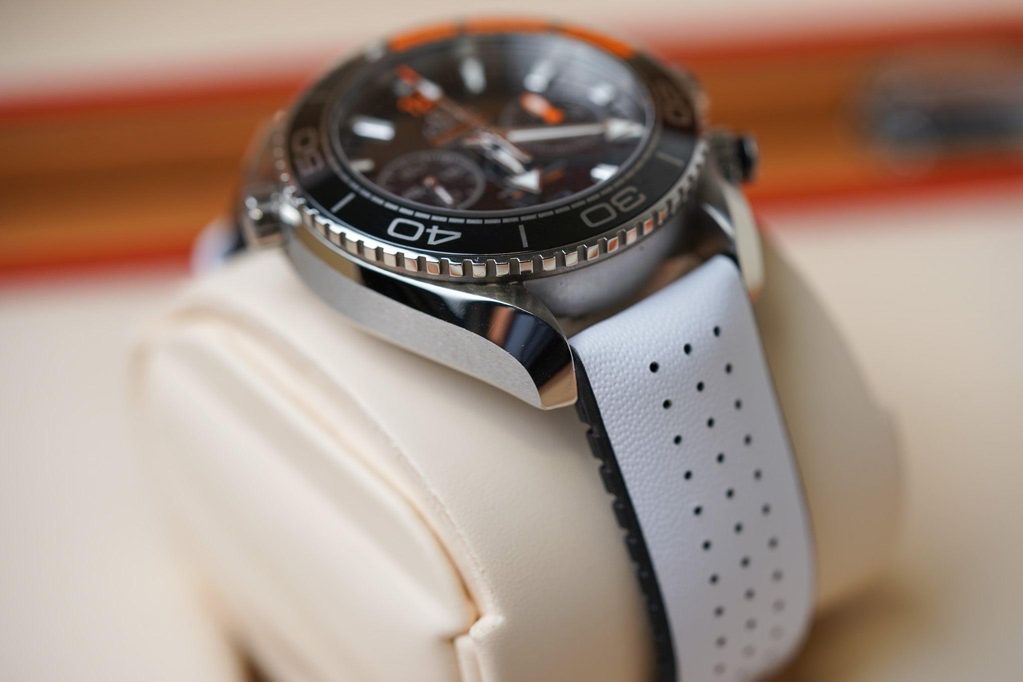 Omega Seamaster Planet Ocean Chronograph Diver 215.32.46.51.01.001 Black Orange 45.5mm