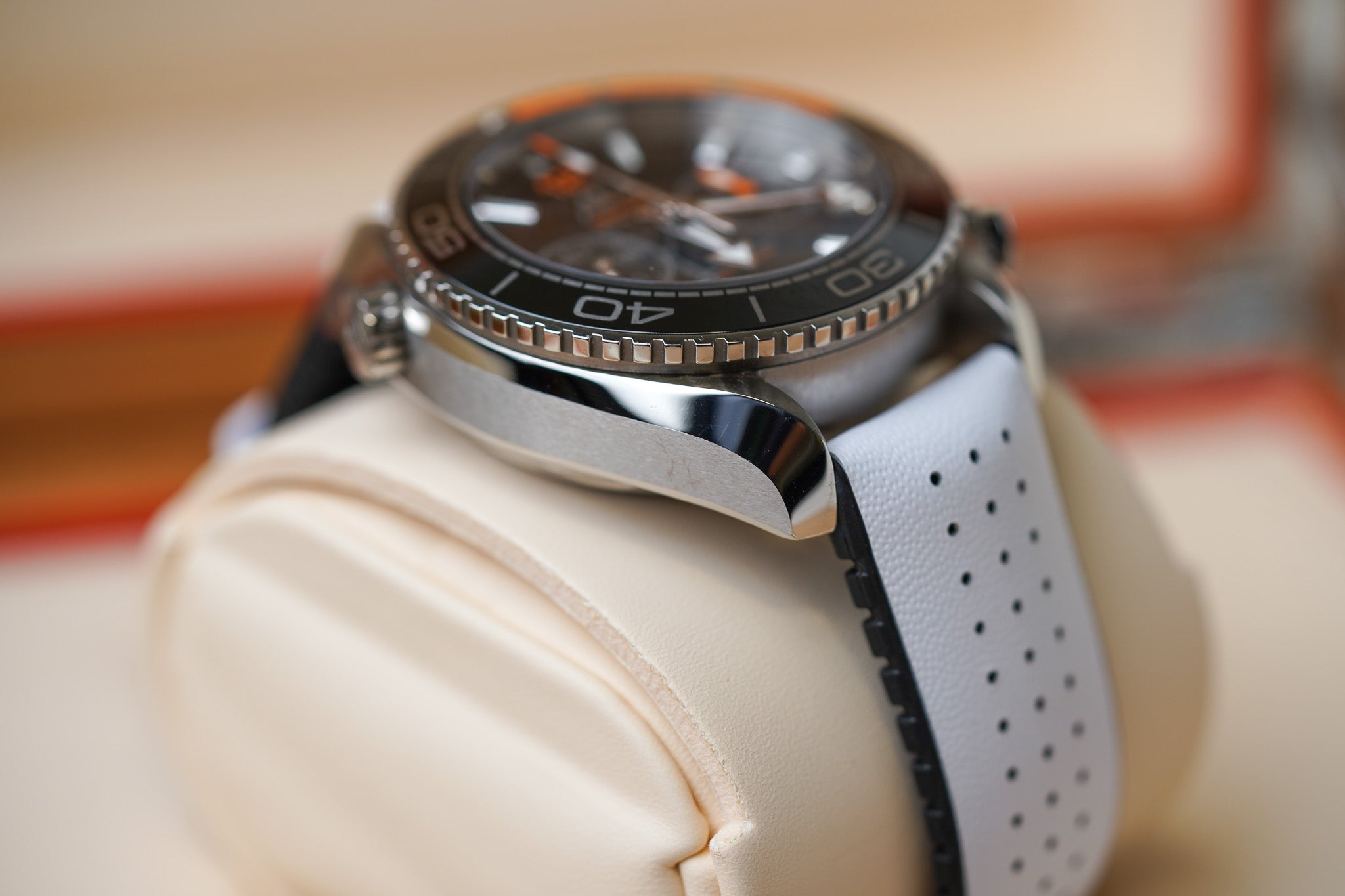 Omega Seamaster Planet Ocean Chronograph Diver 215.32.46.51.01.001 Black Orange 45.5mm
