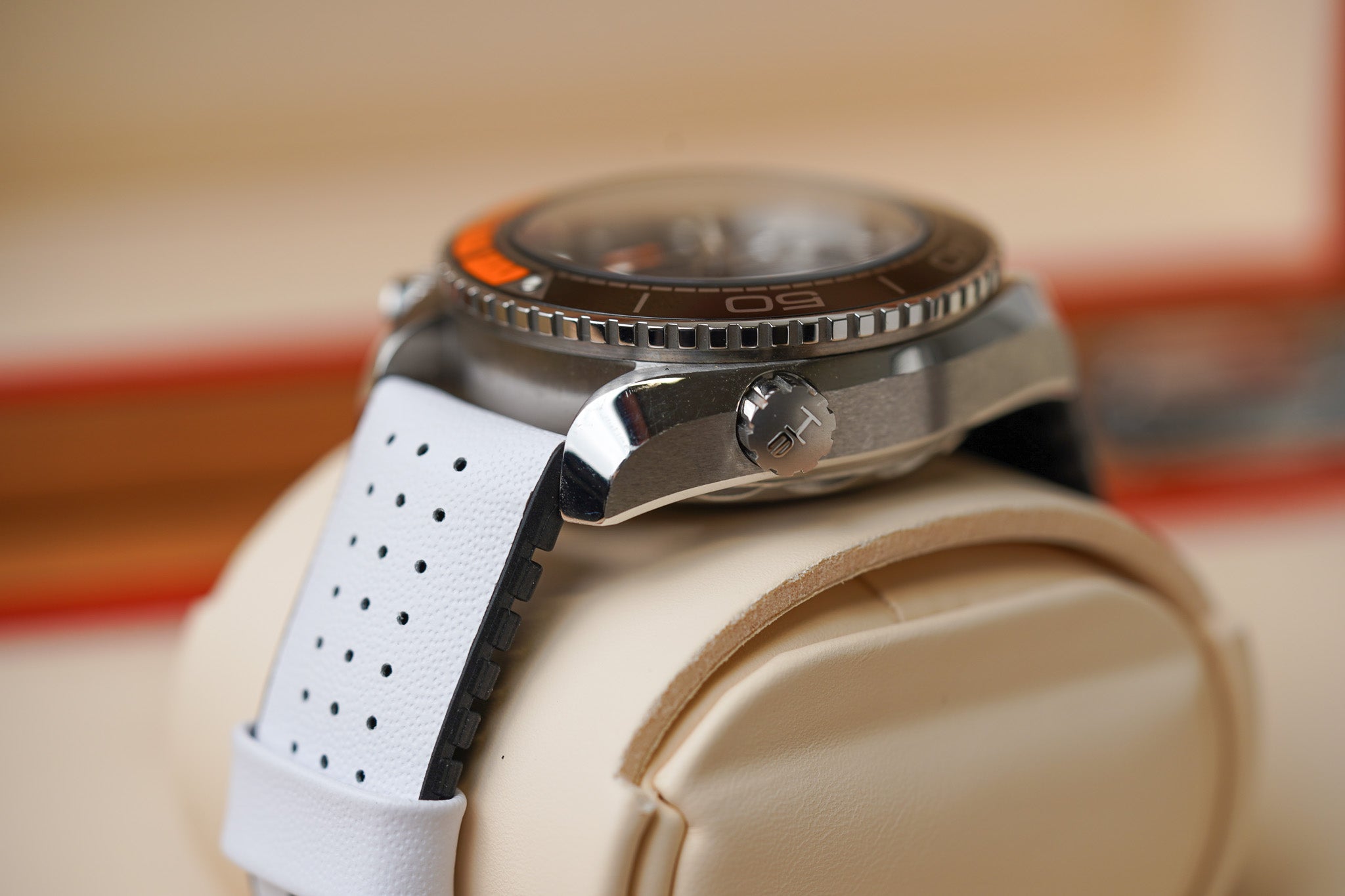 Omega Seamaster Planet Ocean Chronograph Diver 215.32.46.51.01.001 Black Orange 45.5mm