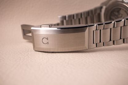 Omega Seamaster Planet Ocean Ultra Deep 6000M Mariana Trench 215.30.46.21.03.002