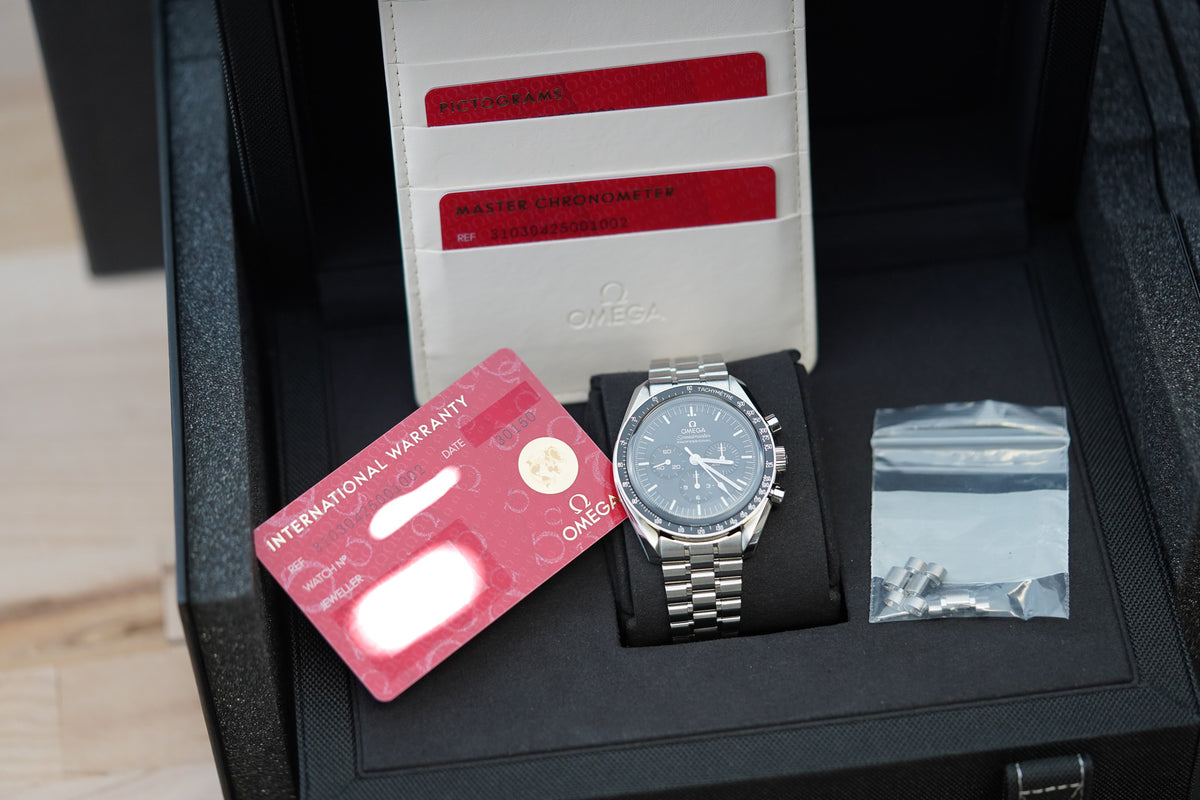Omega Speedmaster 310.30.42.50.01.002 Sapphire