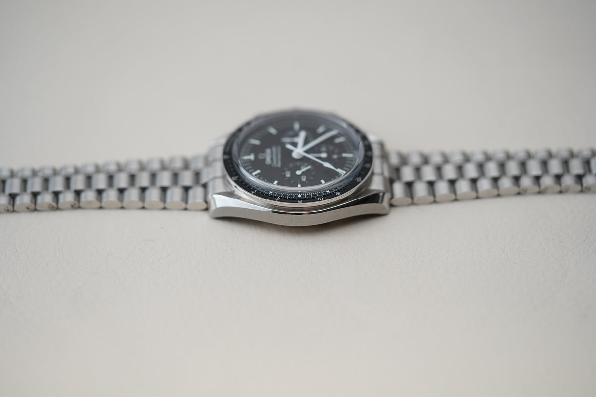 Omega Speedmaster 310.30.42.50.01.002 Sapphire