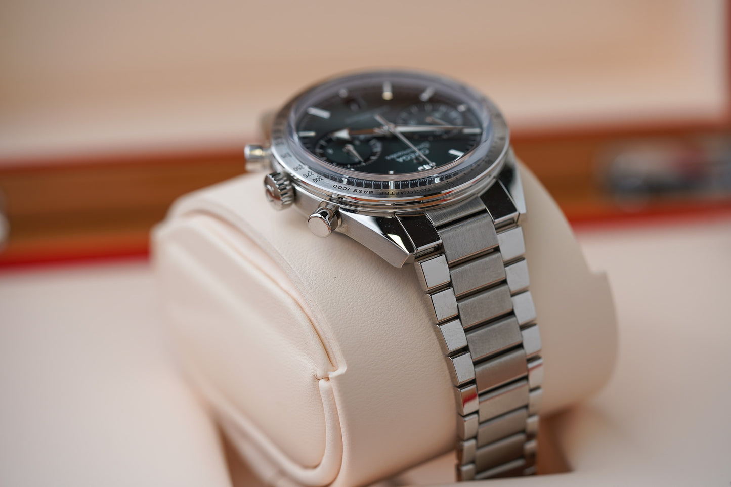 Omega Speedmaster 57' 40.5 Green 332.10.41.51.10.001