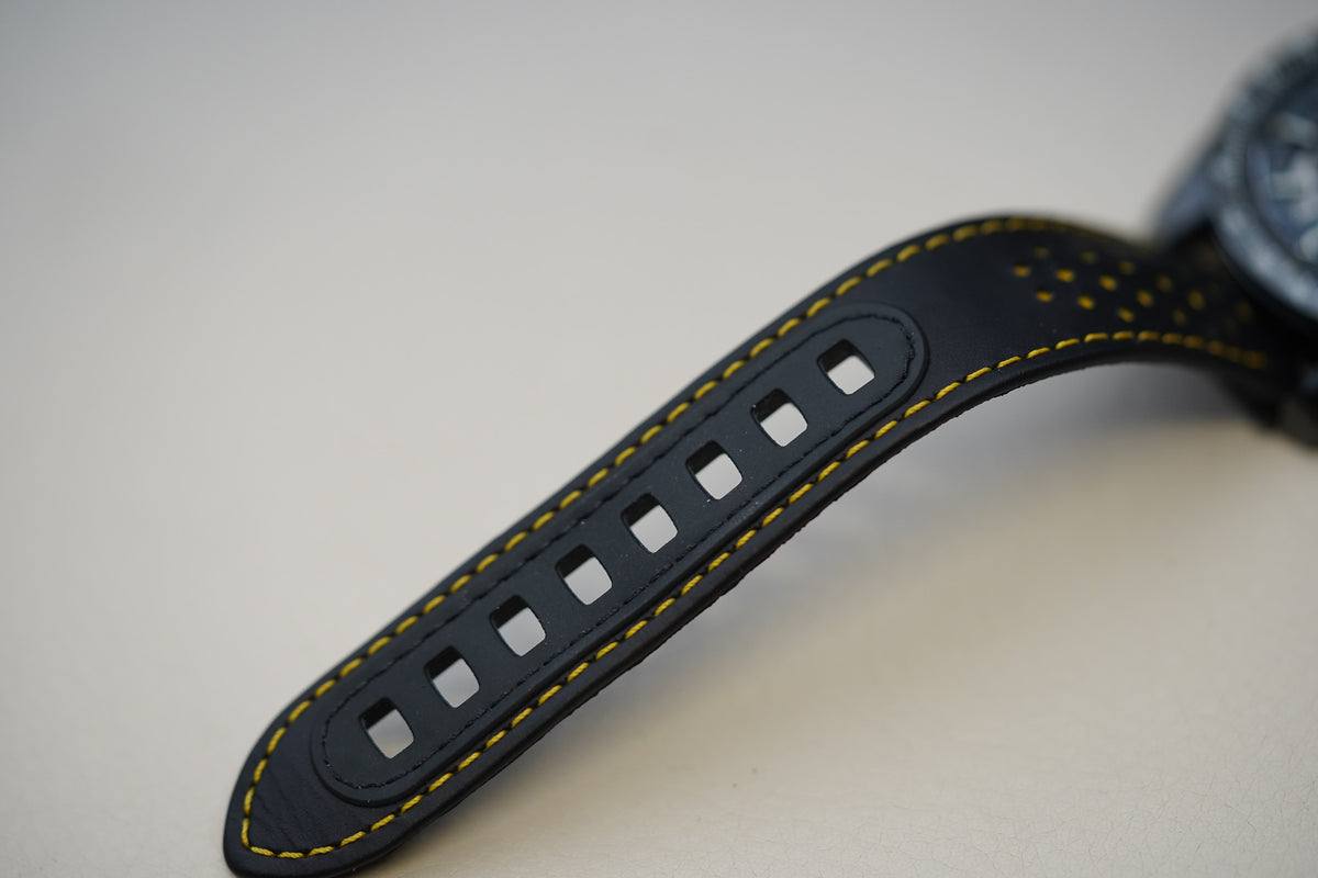 Omega Speedmaster Apollo 8 Dark Side of the Moon 311.92.44.30.01.001